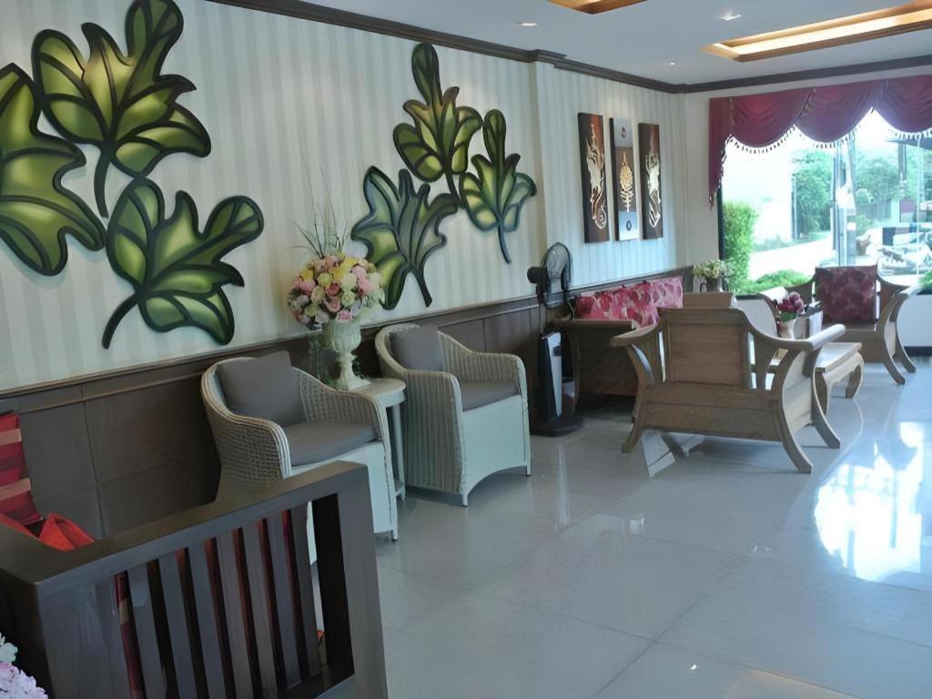 City Park Hotel Phatthalung Exterior photo