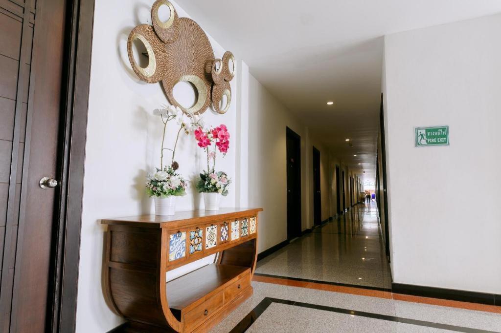 City Park Hotel Phatthalung Exterior photo
