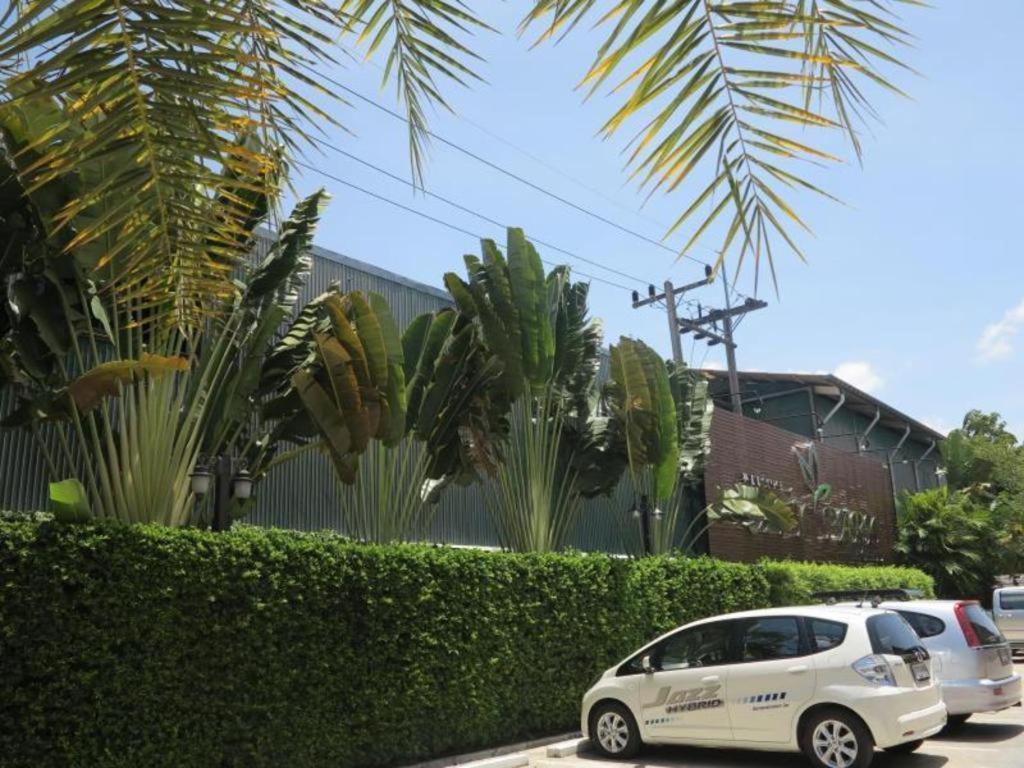 City Park Hotel Phatthalung Exterior photo