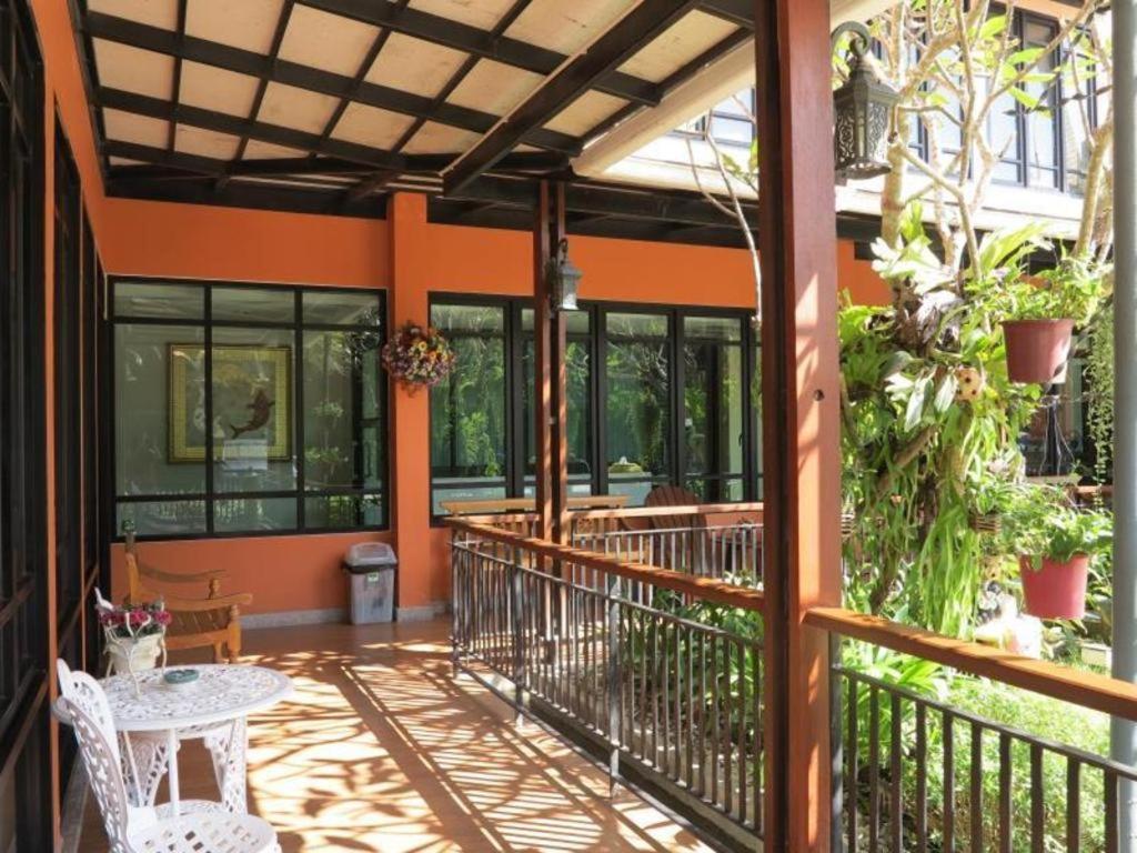 City Park Hotel Phatthalung Exterior photo