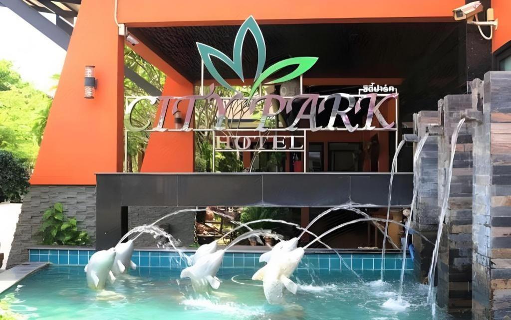 City Park Hotel Phatthalung Exterior photo