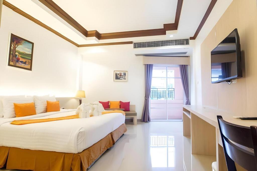 City Park Hotel Phatthalung Exterior photo