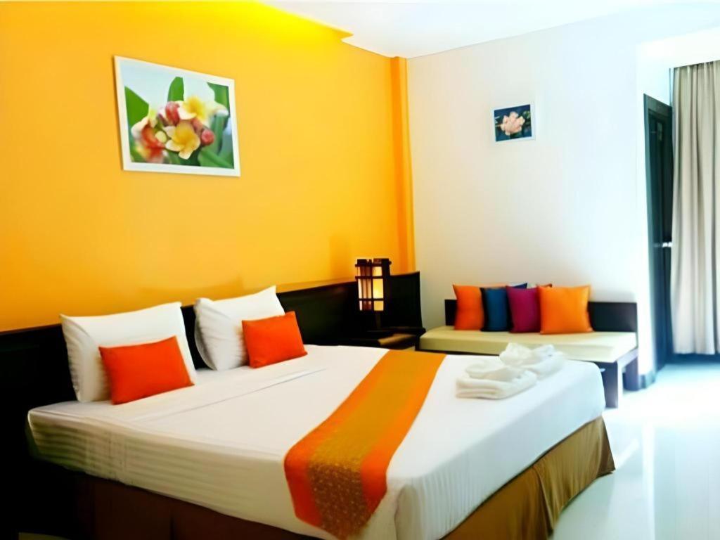 City Park Hotel Phatthalung Exterior photo