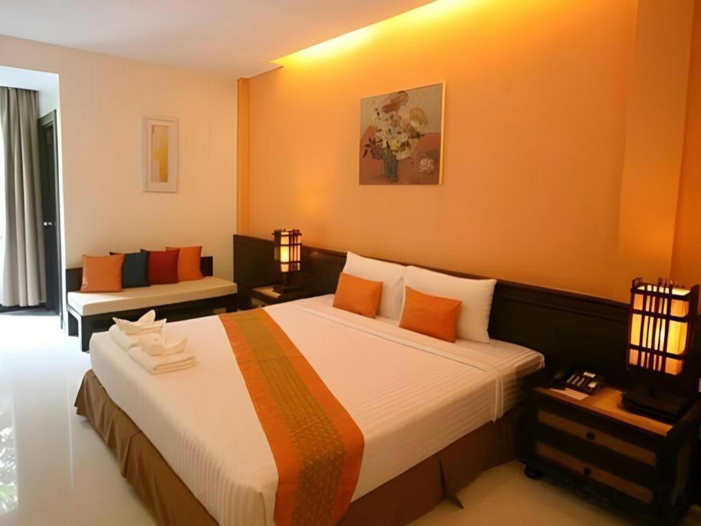 City Park Hotel Phatthalung Exterior photo