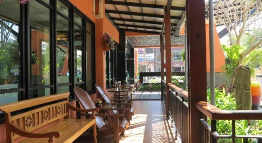 City Park Hotel Phatthalung Exterior photo
