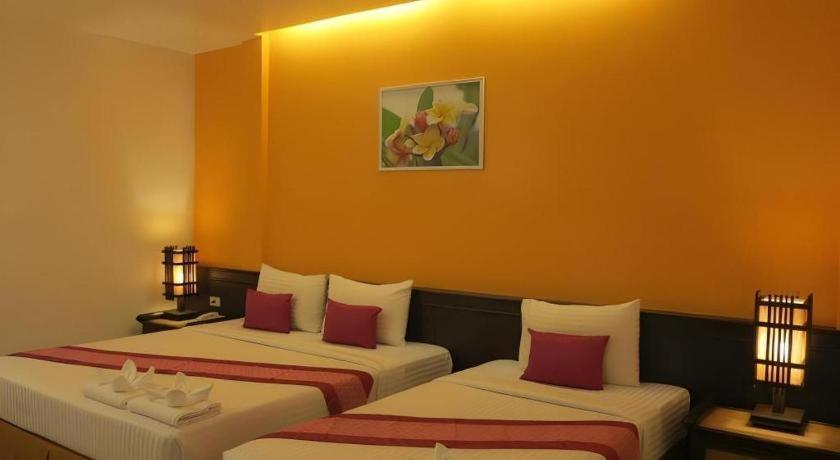 City Park Hotel Phatthalung Exterior photo