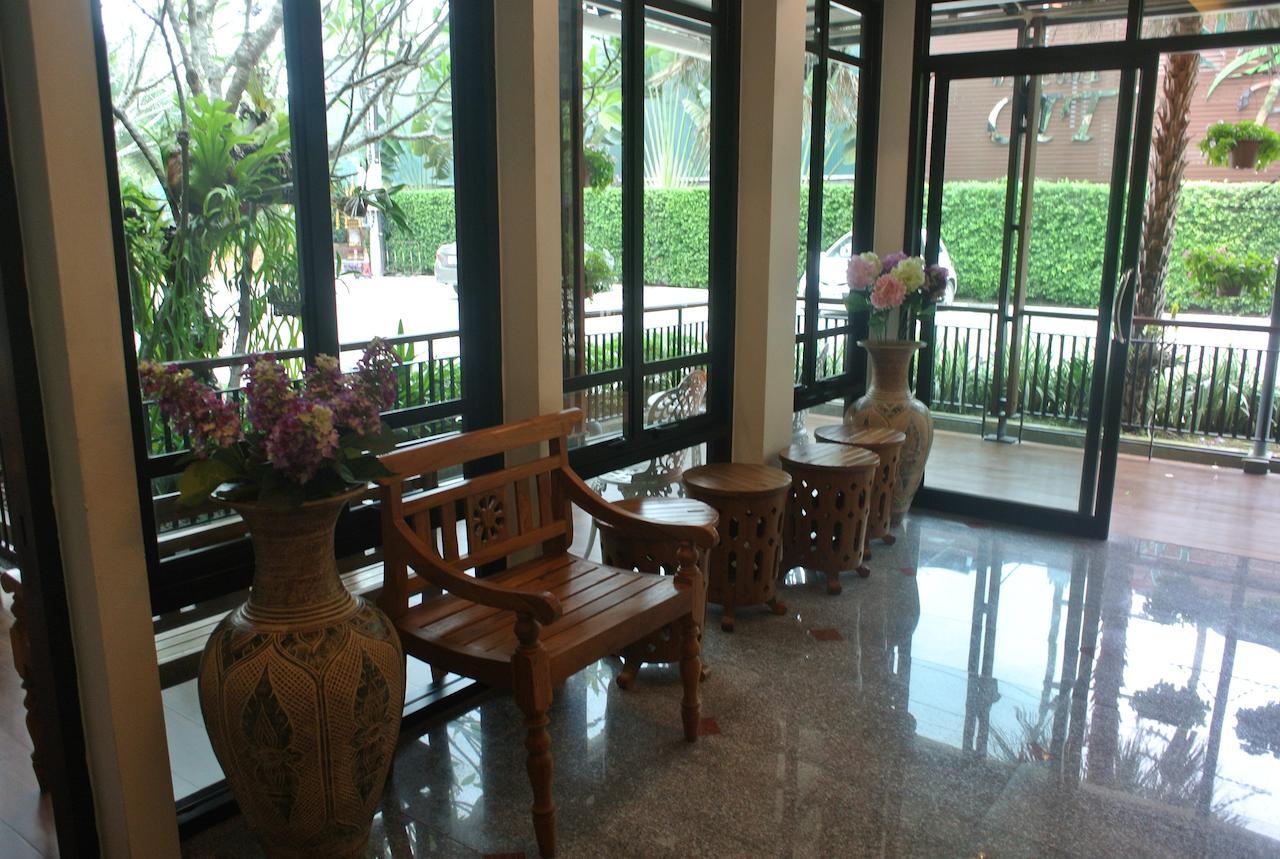 City Park Hotel Phatthalung Exterior photo
