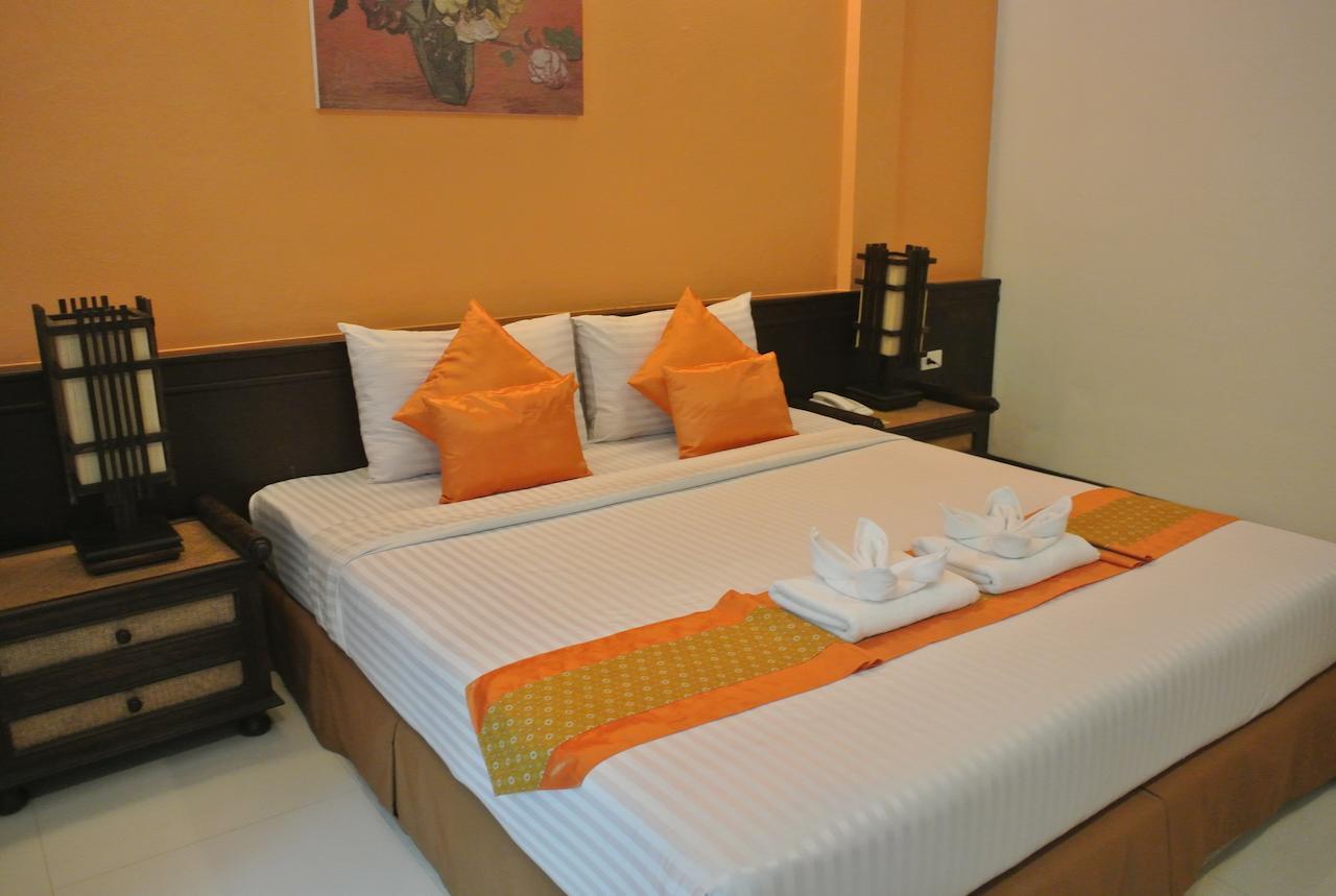 City Park Hotel Phatthalung Exterior photo